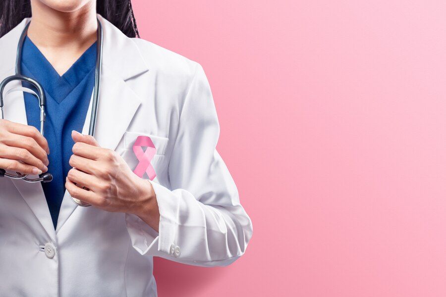 Descarte de cáncer de mama y cuello uterino. 